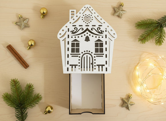 Geschenkbox aus Holz in Hausform – stilvolle Verpackung für kleine Geschenke oder Gutscheine