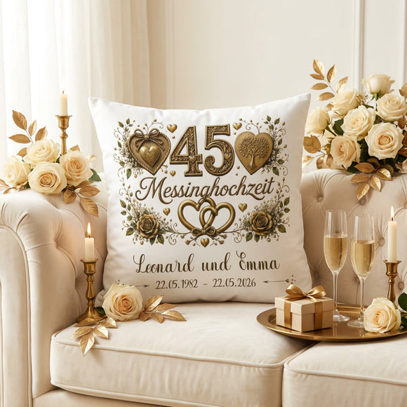 Geschenk Messinghochzeit – personalisiertes Kissen mit Namen und Datum zum 45. Hochzeitstag