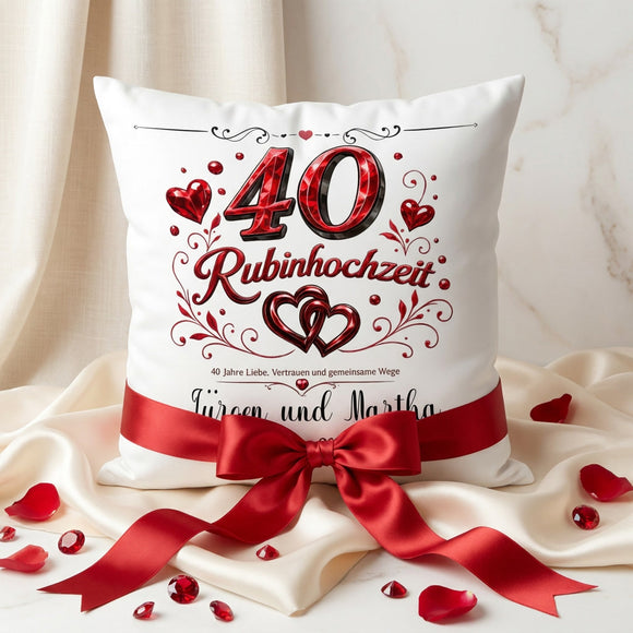 Geschenk für Eltern zur Rubinhochzeit mit personalisiertem Dekokissen und Eheringen