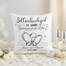 Kissen als Geschenk zur Silberhochzeit mit silbernem Herzmotiv