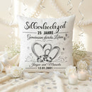 Personalisiertes Geschenk zur Silberhochzeit mit silberfarbenen Herzen und Eheringen