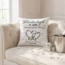 Geschenk zum 25. Hochzeitstag mit personalisiertem Kissen und Herzen