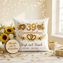 Personalisiertes Kissen zur Sonnenhochzeit mit Sonnenblumen, Herzen und Lebensbaum
