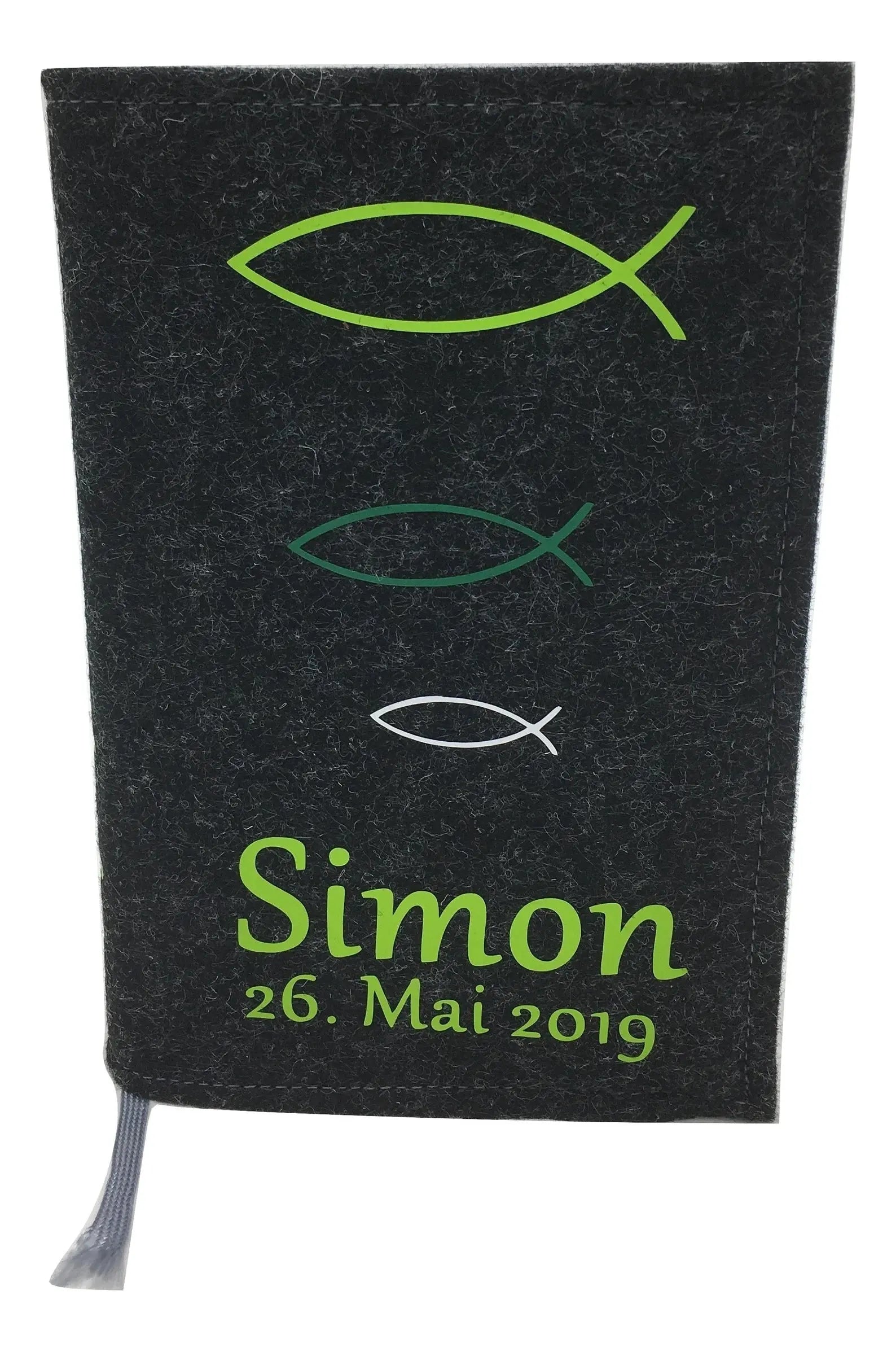 Gotteslobhülle mit Namen aus filz Fisch Grüntöne Gesangbuch einband Kommunion Fadensalat-shop