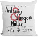 Kissen mit Namen und Datum als Geschenk zum Hochzeitstag