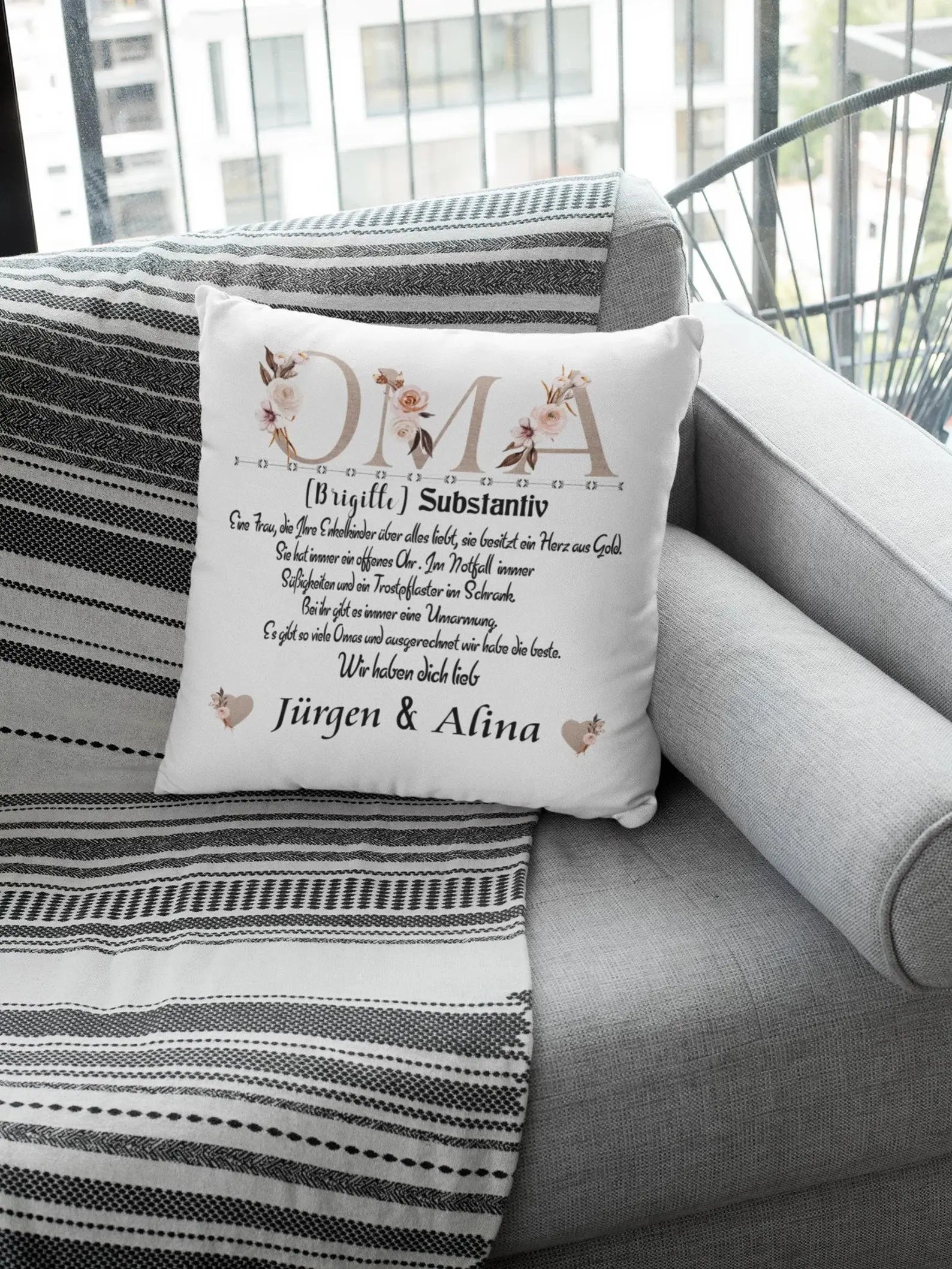 Personalisiertes Sofakissen Oma, Definitionstext und Widmung