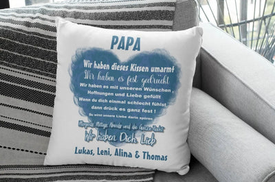 Kissen Papa geschenk mit Namen wir haben es umarmt Individuell personalisiert einzahl mehrzahl namen dekokissen Fadensalat-shop