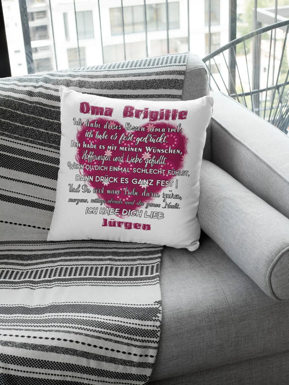 Wir haben dich lieb – Oma Kissen personalisiert in Beerenfarben