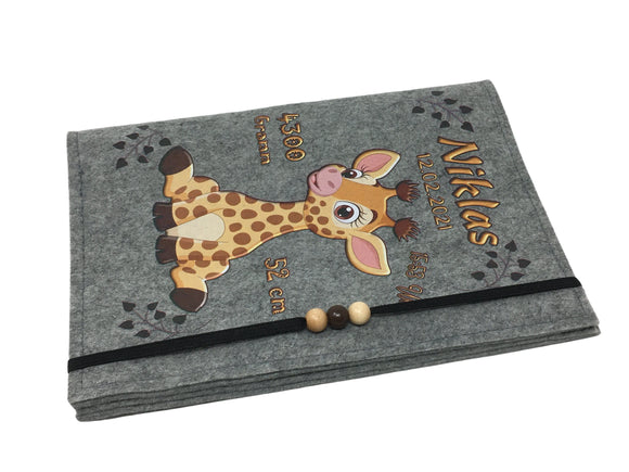 U Heft Hülle Filz mit Namen Datum Impfpass Giraffe untersuchungsheft hülle personalisiert Geschenk Geburt Fadensalat-shop