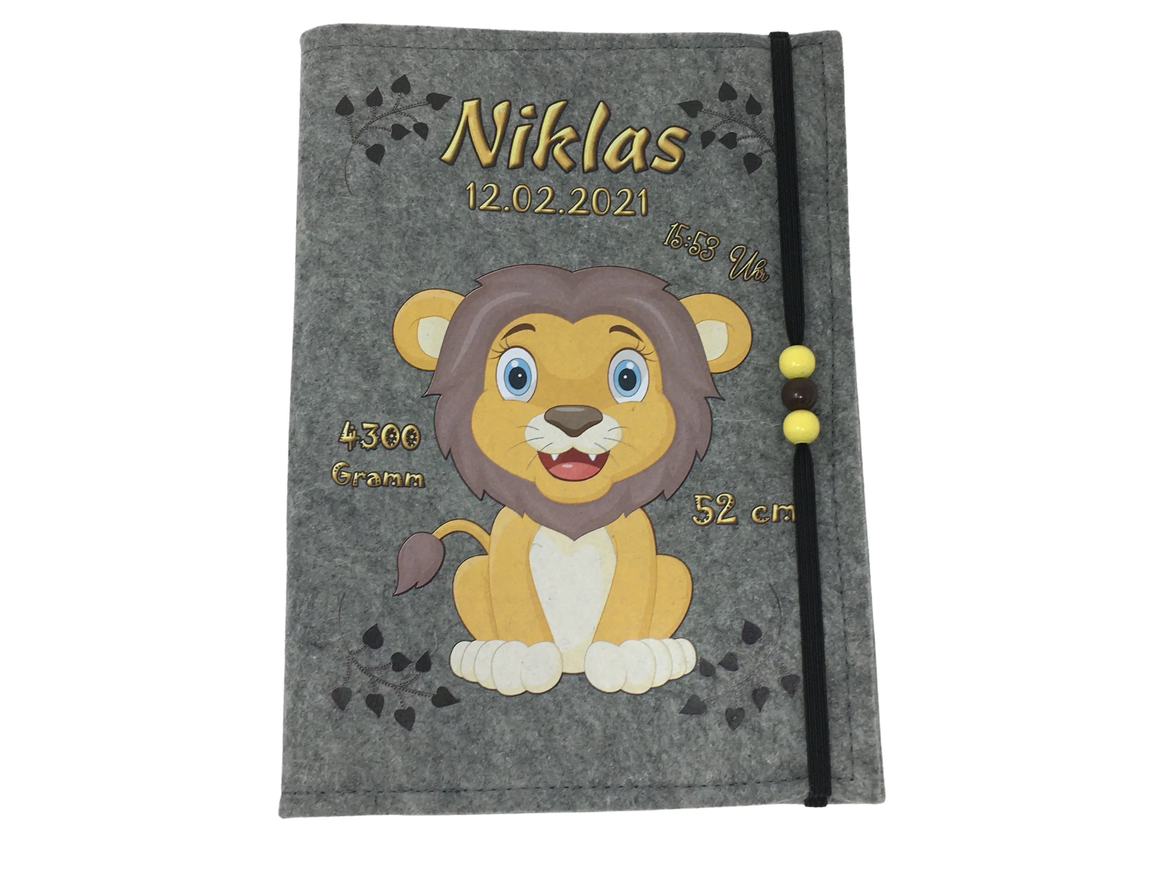 U Heft Hülle Filz mit Namen | Impfpasshülle löwe | Untersuchungsheft hülle personalisiert|  geschenk geburt Junge Mädchen u-heft Hülle Fadensalat-shop