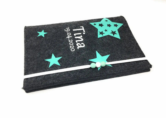 U-Heft Hülle aus Filz mit Namen und Impfpassfach Sterne in Stern mint Fadensalat-shop